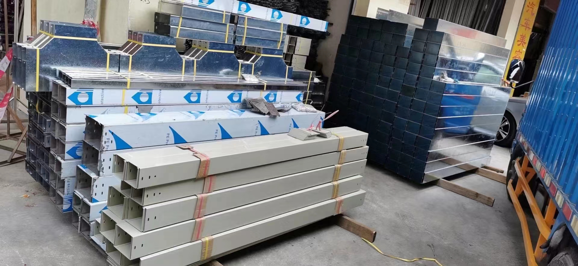 怎樣辨別阻燃鍍鋅線盒的質量優劣？